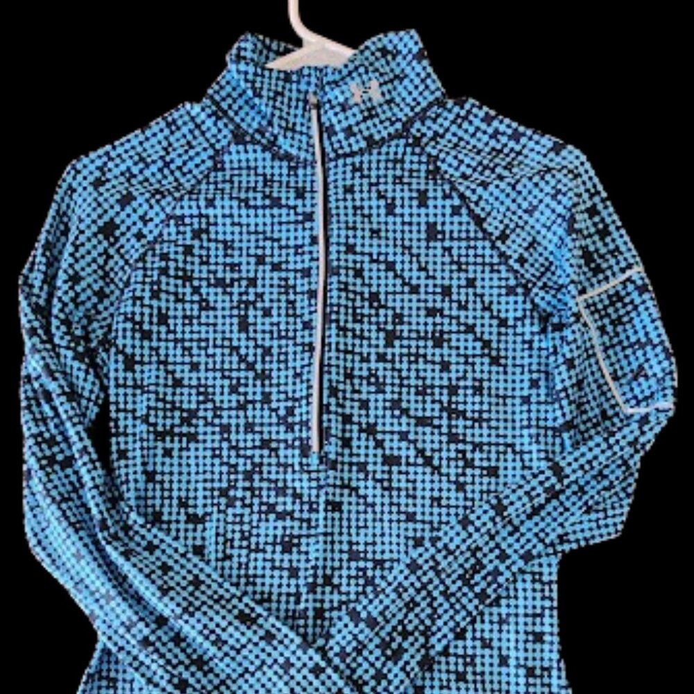 Under Armour Athletic 1/4 Zip Pullover - Small - Black and Blue